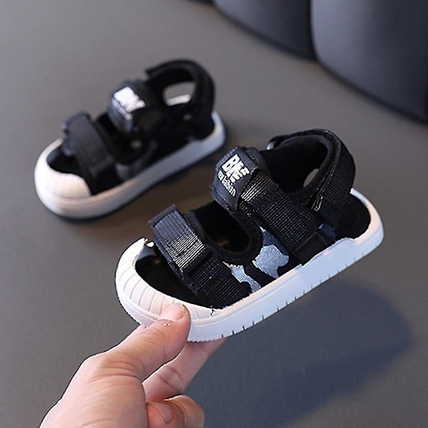 Børns sorte skridsikre åndbare sandaler med åben tå og tåbeskyttelse