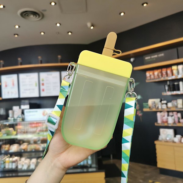 BPA-vapaa 300 ml suorakaiteen muotoinen vesipullo kantokahvalla - Vihreä