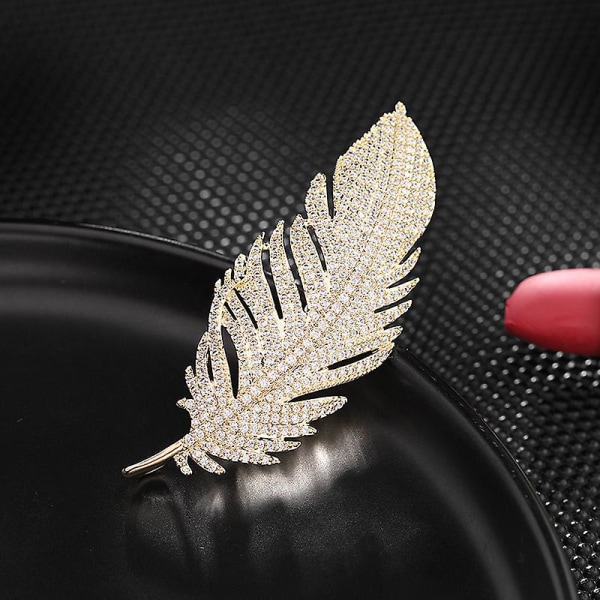 Gold Retro Feather Brosje Pin for Dress and Accessories Decoration for Daily Life and Holidays