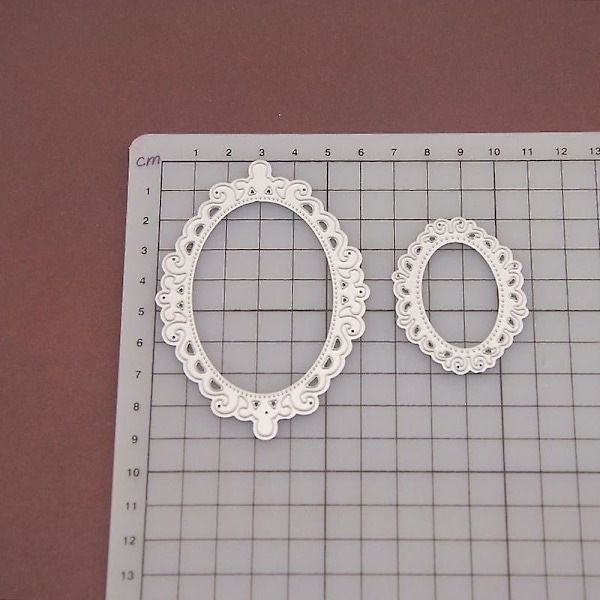 Blomsterblonder Oval Metallstans - Set med 2, DIY Scrapbooking Dekorativ Präglingsverktyg
