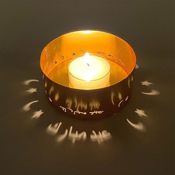 Ljuslykta i metall med elektropläterad ihålig dekorativ liten ljuslykta för meditationsdekoration Typ 4
