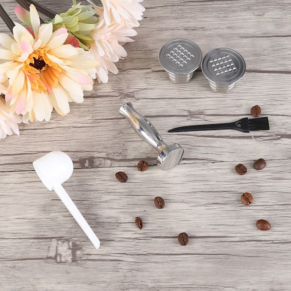 2 st återfyllningsbara kaffekapslar i rostfritt stål med presspulverhammare-kit, passar för Nespresso-maskin
