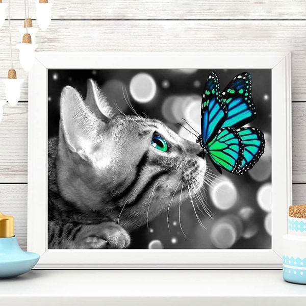 Eläinten diamond painting kissan ja perhosen suunnittelulla - täydellinen 30x40 cm diamond painting kodin seinän sisustukseen