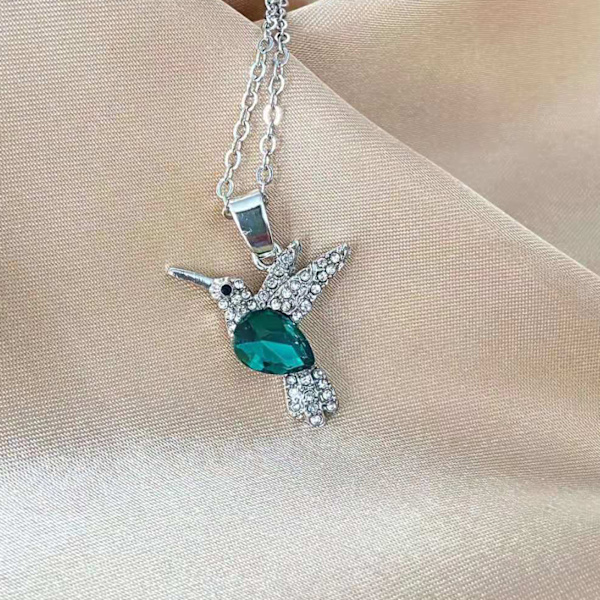 Hummingbird halskjede for kvinner Fasjonable bærbare rhinestone halskjede for fester Grønn