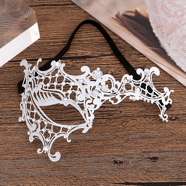 Glitrende Rhinestone Venetiansk Maskerademaske for Kvinner - Perfekt for Fester, Ball og Kveldsarrangementer