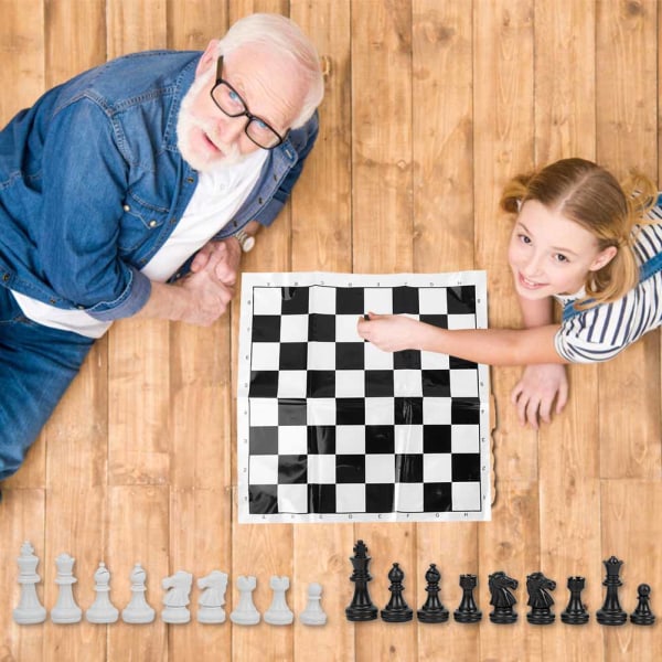 Kannettava muovinen kansainvälinen shakkilautasarja set juhliin (valkoinen)