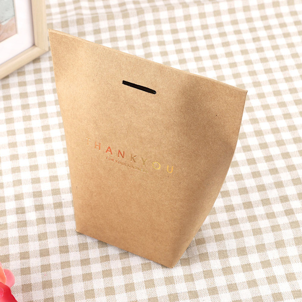 20 st eleganta presentpåsar i papper, godislåda, bröllop, babyshower, presentpåsar (brun)