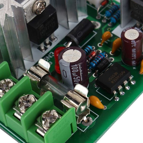 Pulsvidde PWM DC Motor Hastighetskontroller 12V24V30V 120W Universell Kontrollerbryter Med Sikring