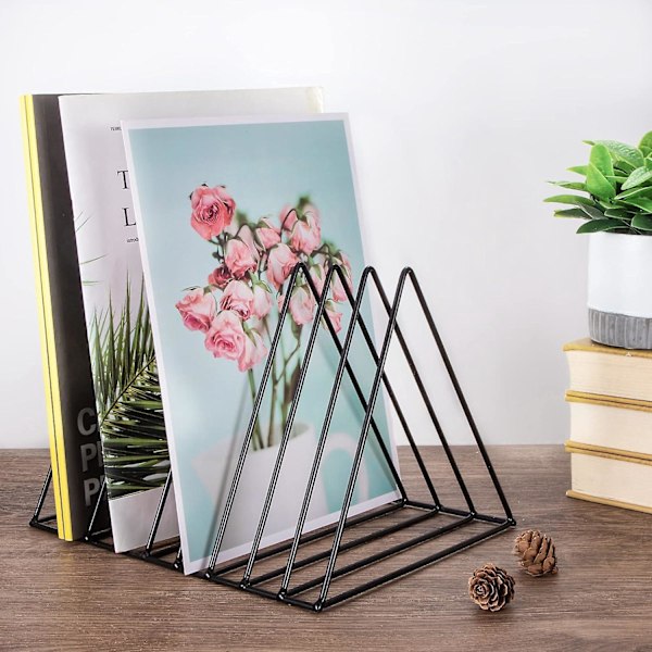 Bokstöd, Metalltidningsställ, Triangulärt Skrivbordsmagasinställ 9 Fack Bokstöd Tidningsställ Organisationshållare för Skrivbord, Dokument, CD-skivor, Tidningar