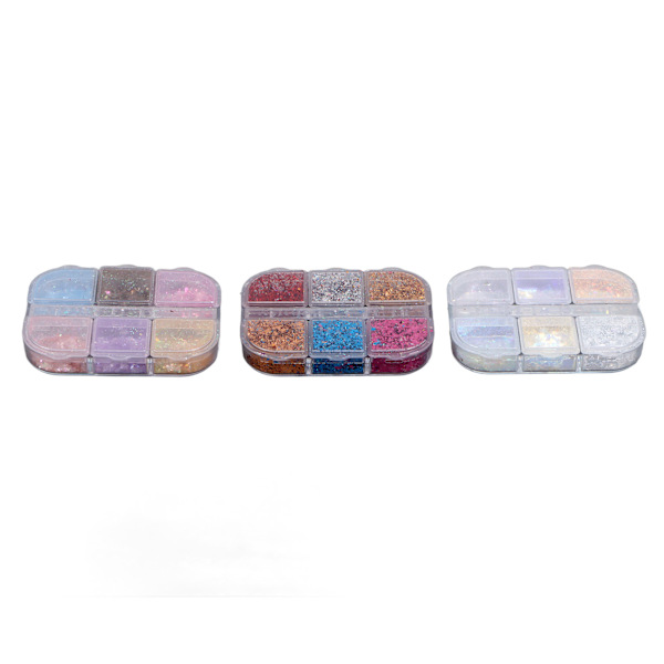 Nagelkonstset Säkert giftfritt material Brett applikation Enkel användning Varierad stil Glansiga gnistrande färger Nageldesignset