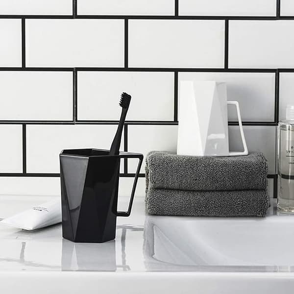 Toothbrush Holder for Bathroom, Plastic Toothbrush Cup, Creative Simple Geometric Bathroom Cups with Handle (Black)