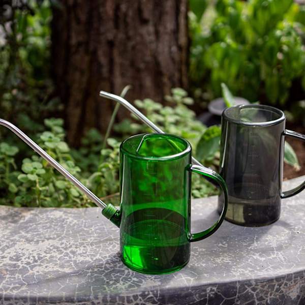 Modern 1L inomhus bevattningskanna med lång pip i rostfritt stål