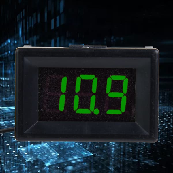 Digital Voltmeter 0.36inch To-leder DC 2.4-30V LED Display Spændingsmåler Vandtæt (Grøn)