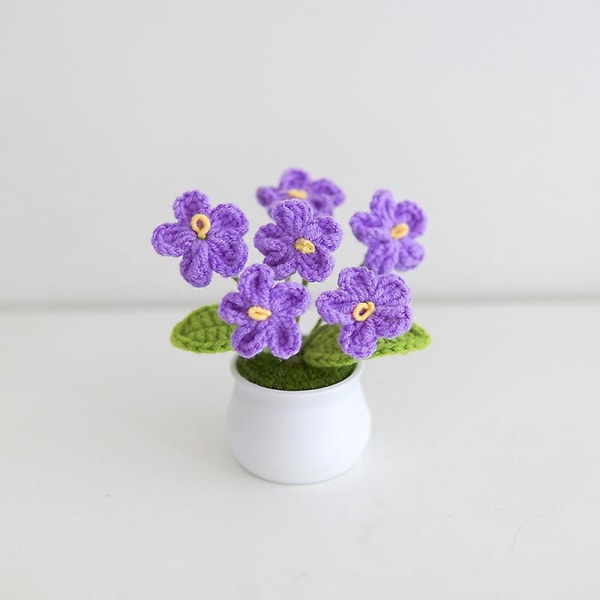 Mini håndlaget imitert grønn plante i vevd potte - lilla pelsstreng - 6 hoder - perfekt gave