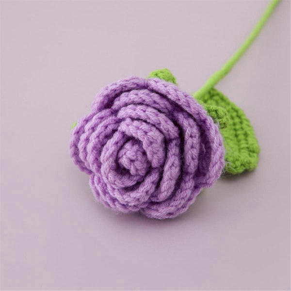 Håndlavet strikket rose, B