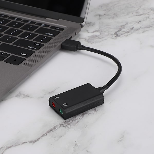 SKT2-BK USB2.0 Ulkoinen äänikortti, jossa on kuulokkeet ja mikrofoniliitäntä kannettavalle tietokoneelle