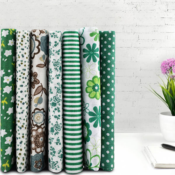 7 stk 25*25 cm bomullsstoff DIY assorterte firkanter forhåndskutte sengepakke kvartalsbunt mørkegrønn