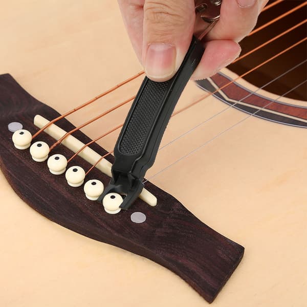 3 i 1 Multifunksjonell Gitarstreng Pinnemaskin Kutter Bro Pin Puller Vedlikeholdsverktøy