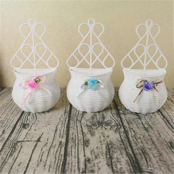 Plastic Wall Flower Basket for Plants, Decor, 1 Piece, White, Decorative Style