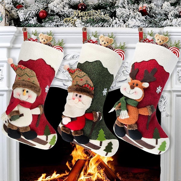 3-delars set julstrumpor 45,7 cm (ungefär), med 3D jultomte, snögubbe