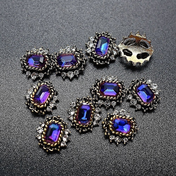 20 stk. Neglekunstdekorationer med retro rhinsten krystaller, metallegering, forskellige glitter til DIY 3D smykker