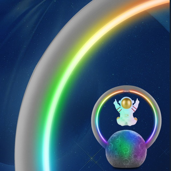 Bluetooth högtalare RGB Light Touch Justering 360 graders Surround Magnetisk Levitation Astronaut Högtalare 598A Guld