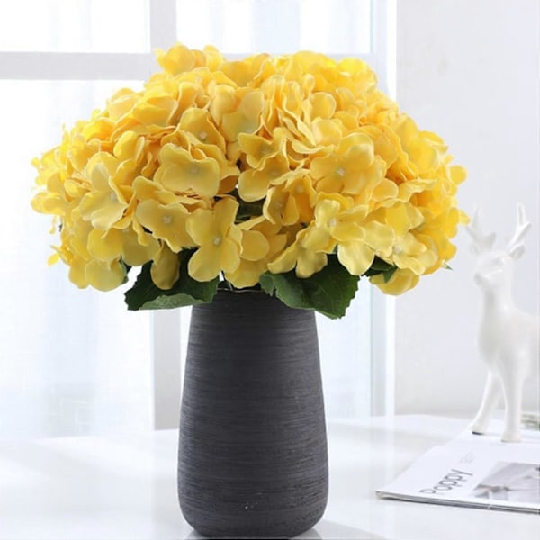 1 st Blekningsfri DIY Falsk Blomma Konstgjord Siden Bröllopsrekvisita Konstgjord Växt Heminredning BoSaiD Gul