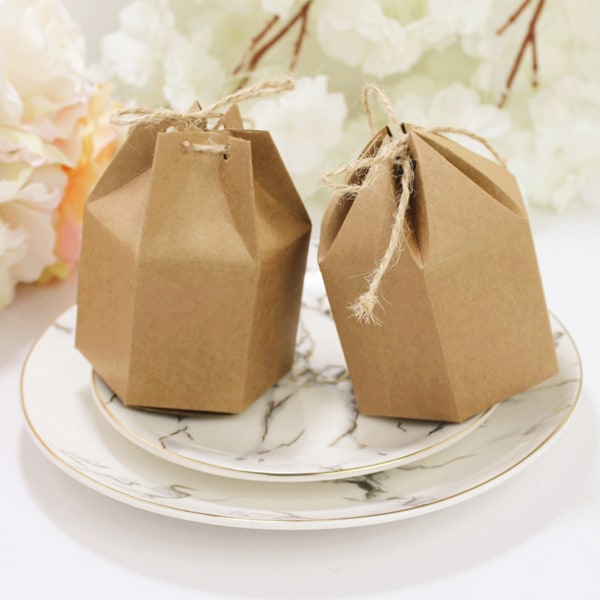 50 st Hexagonal Godis Behandla Box Utsökt Presentförpackning Box för Bröllop Födelsedagsfest Baby Shower Brunt Papper