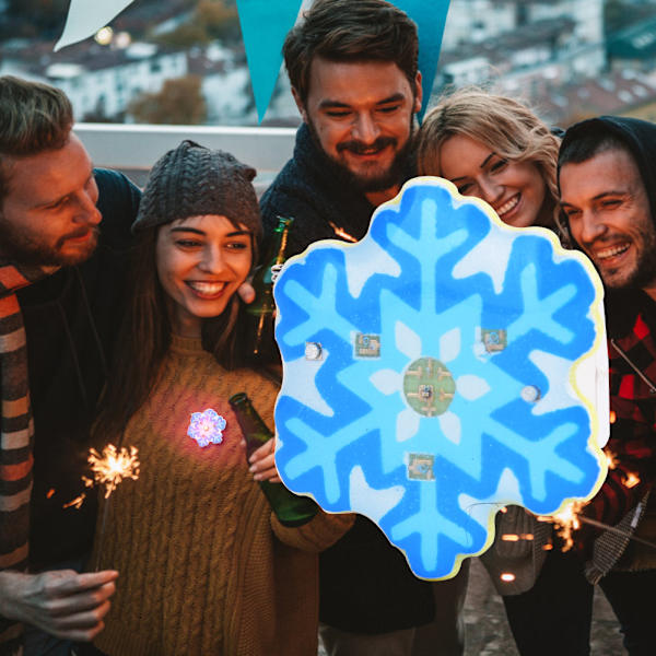 25 kpl Uusivuosi Jouluaiheinen LED-Valoisa Rintaneula Pin-Merkki Juhla-Suosikki DIY-Koriste Sininen Lumhiutale