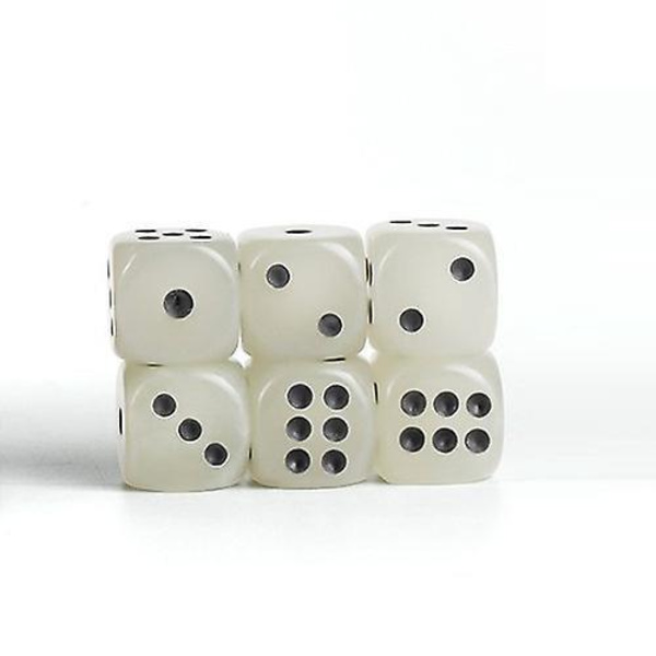 Hohtavat noppaset lautapeleihin ja matematiikan opetukseen