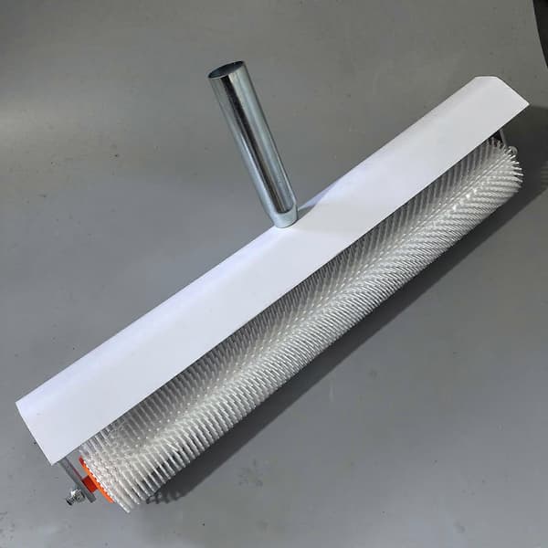 Floor Roller Spiked Leveling Roller Leveling Tool for Bubble Removal and Surface Leveling Indoor and Outdoor Projects Style A
