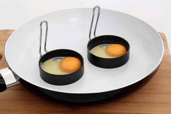 Pakketilbud Non-stick Eggringformer Rund Eggeringform Pannekakeform med Håndtak i Rustfritt Stål