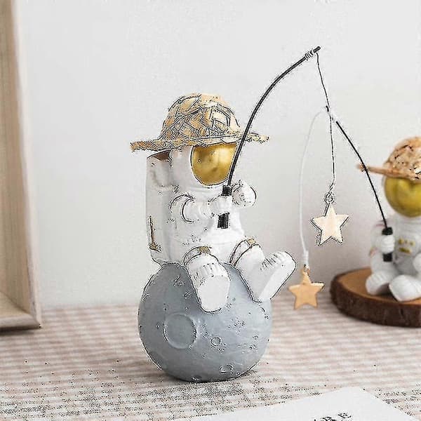 Astronautstaty rymdman med stråhatt miniatyr hem C