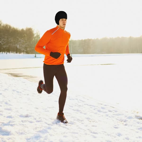 Vinterlue svart for vinter, ullue