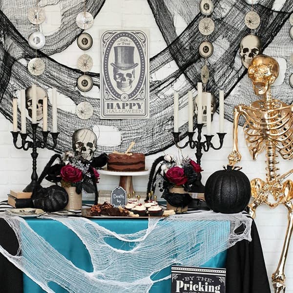 Halloween musta juhlakoriste, 1 kpl