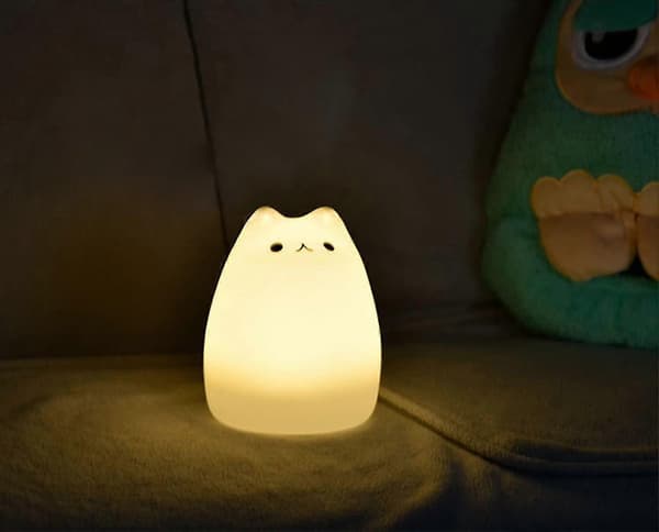 7-Farvet Silikone Kat LED Natlampe – USB Genopladelig Børneseng