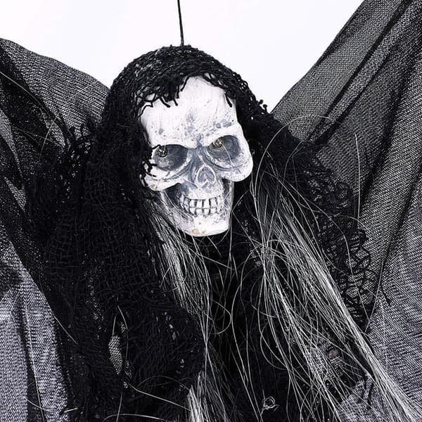 Skummel hodeskalledekorasjon til Halloween, hvit