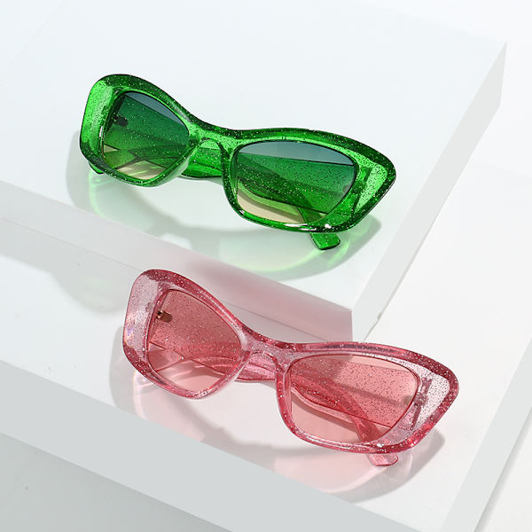 Damemode store ramme cat-eye solbriller