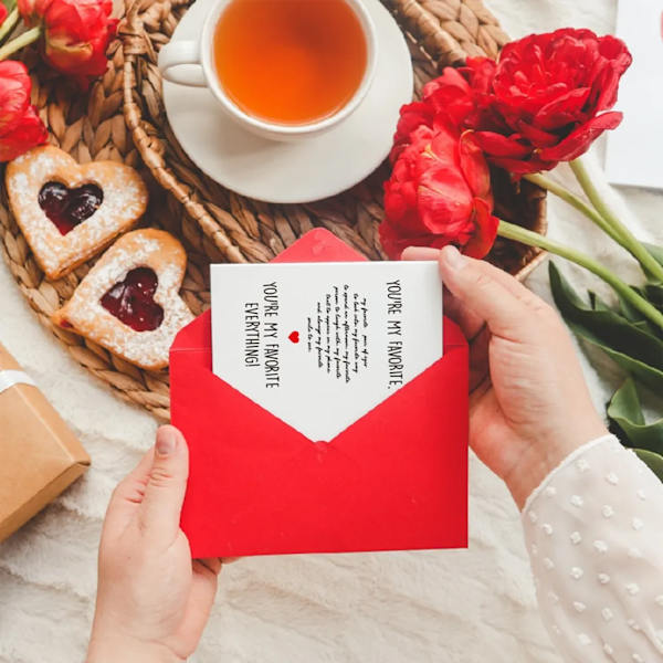 12 stk Valentinsdag gratulasjonskort med 12 konvolutter og hjerteklistremerker for kjære, venner, barn, klasserom
