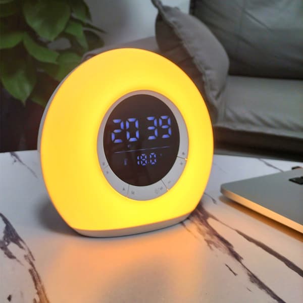 Lille RGB-skrivebordslampe, farve, berøringsstyring, justerbart lys