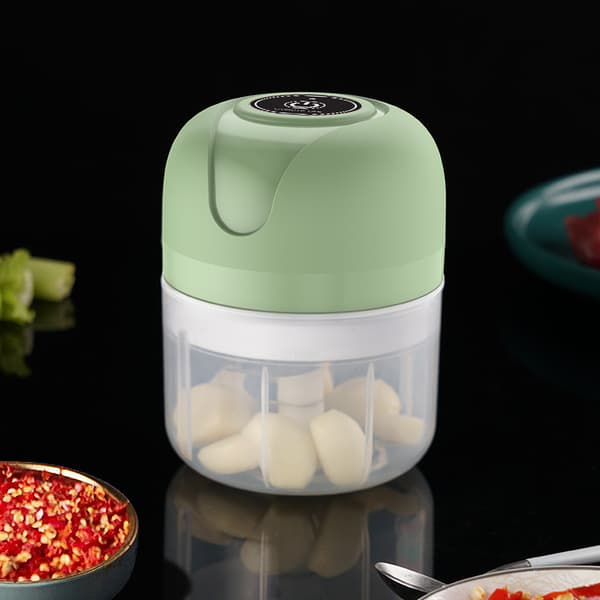 Vitlökshackare med sked för att hacka vitlök, ingefära, örter, chili, köttfärs, lök, 250 ml liten USB-hackare