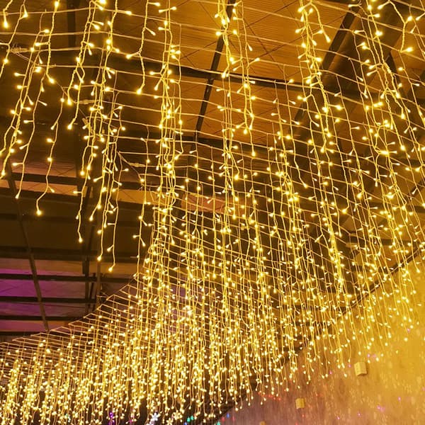 10M 200-LED Varmhvite Istapplys – IP44 Plugg 8 Moduser Bryllup/Jul