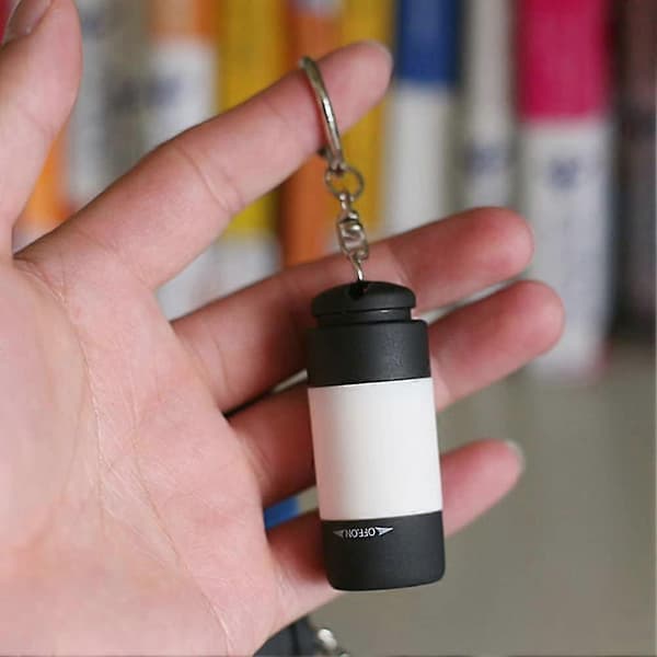 Kannettava Mini Taskulamppu USB Ladattava LED Taskulamppu Valo Tasku Avaimenperä Soveltuu Ulkokäyttöön