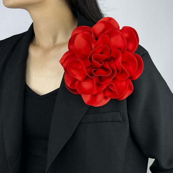 Stor Blombrosch Mode Fransk Badge Satin Prydnadsnål Red