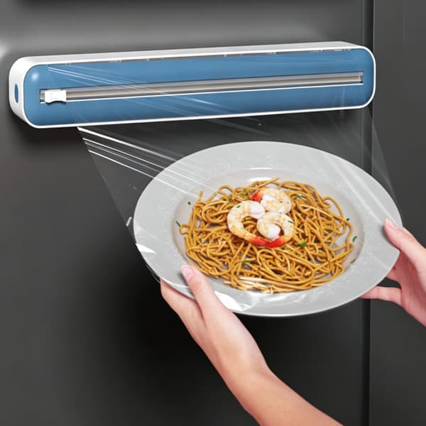 Plastfoliedispenser med justerbar öppning och sugkopp för köksbruk White