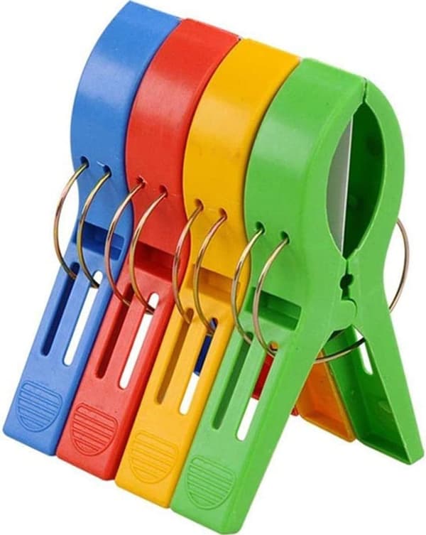 Stort sett med plasthåndkleklemmer, store strandhåndkleklemmer for solsenger, bassengstoler, klesvask (L)
