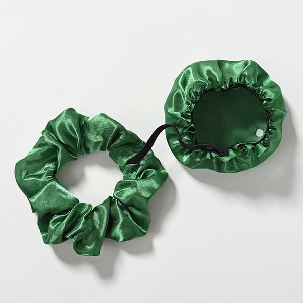 Drikkeovertræk Scrunchie - Den genanvendelige scrunchie, der forhindrer spikning af drikkevarer, set på Shark Tank Hot