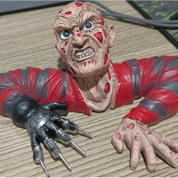 Halloween Freddy Statue Ornament Nightmare Krueger Tomb Walker Udendørs Hjem Have Yard Dekoration Karneval Horror Party Rekvisit Without Hat