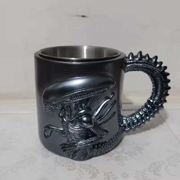 Reisekrus i rustfritt stål med morsomt romvesendesign – Gjenbrukbar gave til høytider mug A