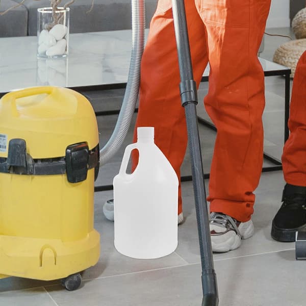 1 Set Plast Hink Praktisk Vattenflaska Portabel Dunk Med Lock Och Pumphuvud 4L-FS-